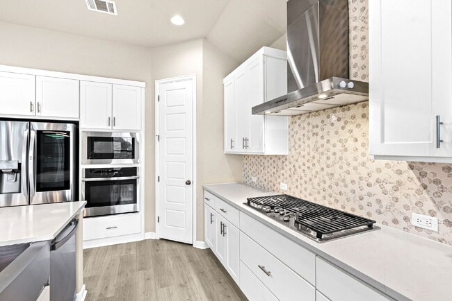 Building Photo - Spacious Comfort Meets Everyday Luxury in This Beautiful One Story