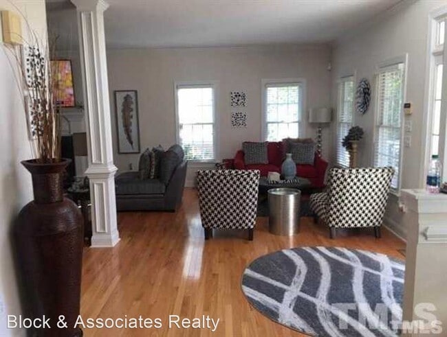 Building Photo - 4 br, 2.5 bath House - 14 Aman Court