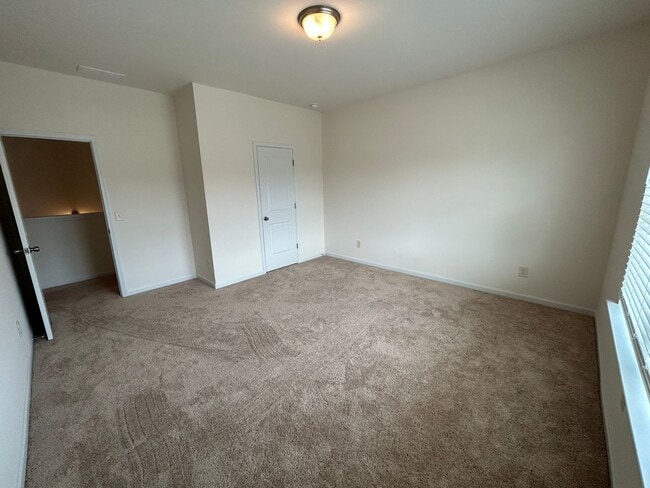 Building Photo - Newly Built 4/2.5 House in North Rome- $1,995