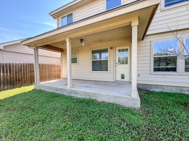 Building Photo - 218 Val Verde Dr