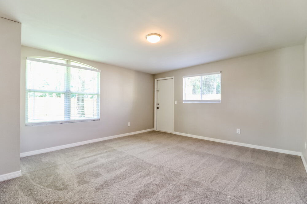 Building Photo - 8012 Cameron Cay Ct