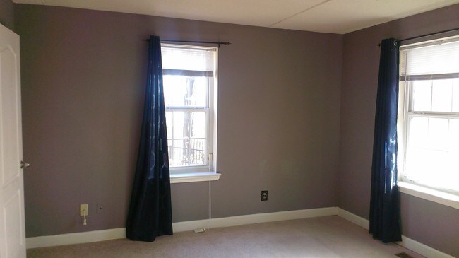 Building Photo - 3900 Chesterwood Dr