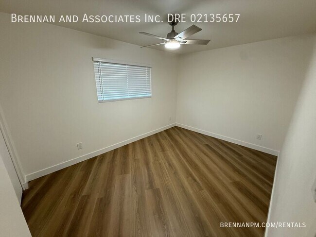 Building Photo - 35 Flower St