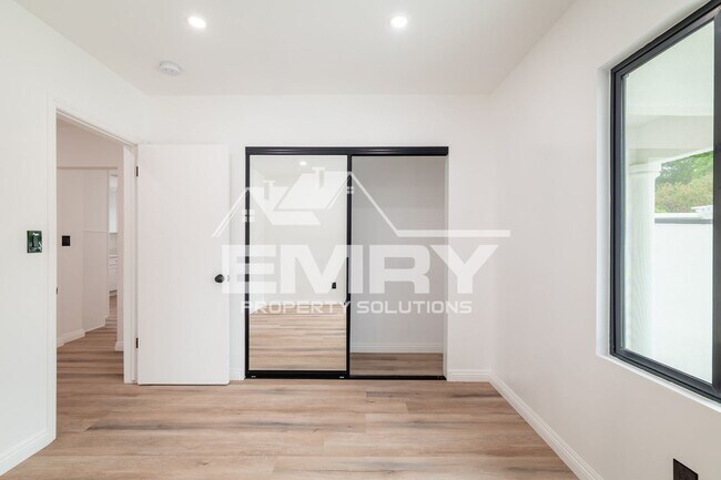 Building Photo - Amazing Deal 3 Bed 2 Bath House Plus ADU in Arrington Ave Downey