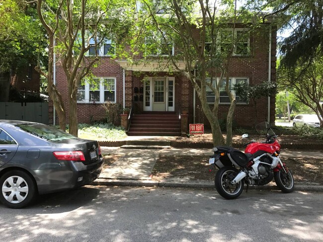 Primary Photo - 1602 Claremont Ave