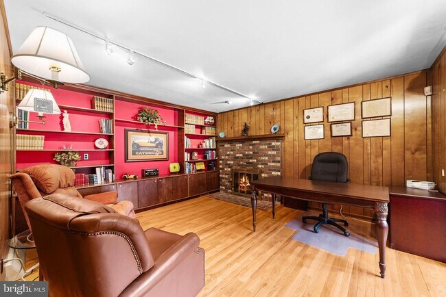 Building Photo - 1602 Harbourton Rocktown Rd