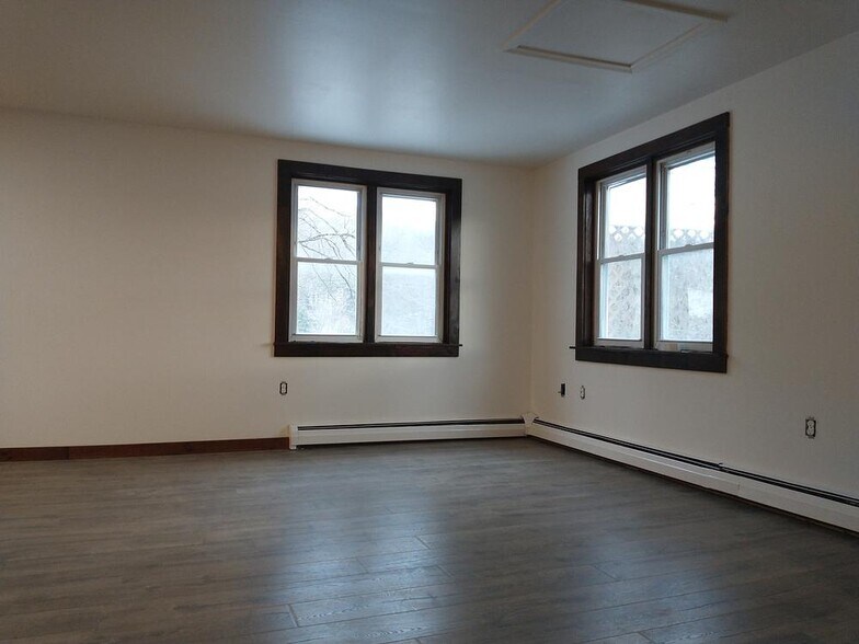 Building Photo - 598 Vt Route 109