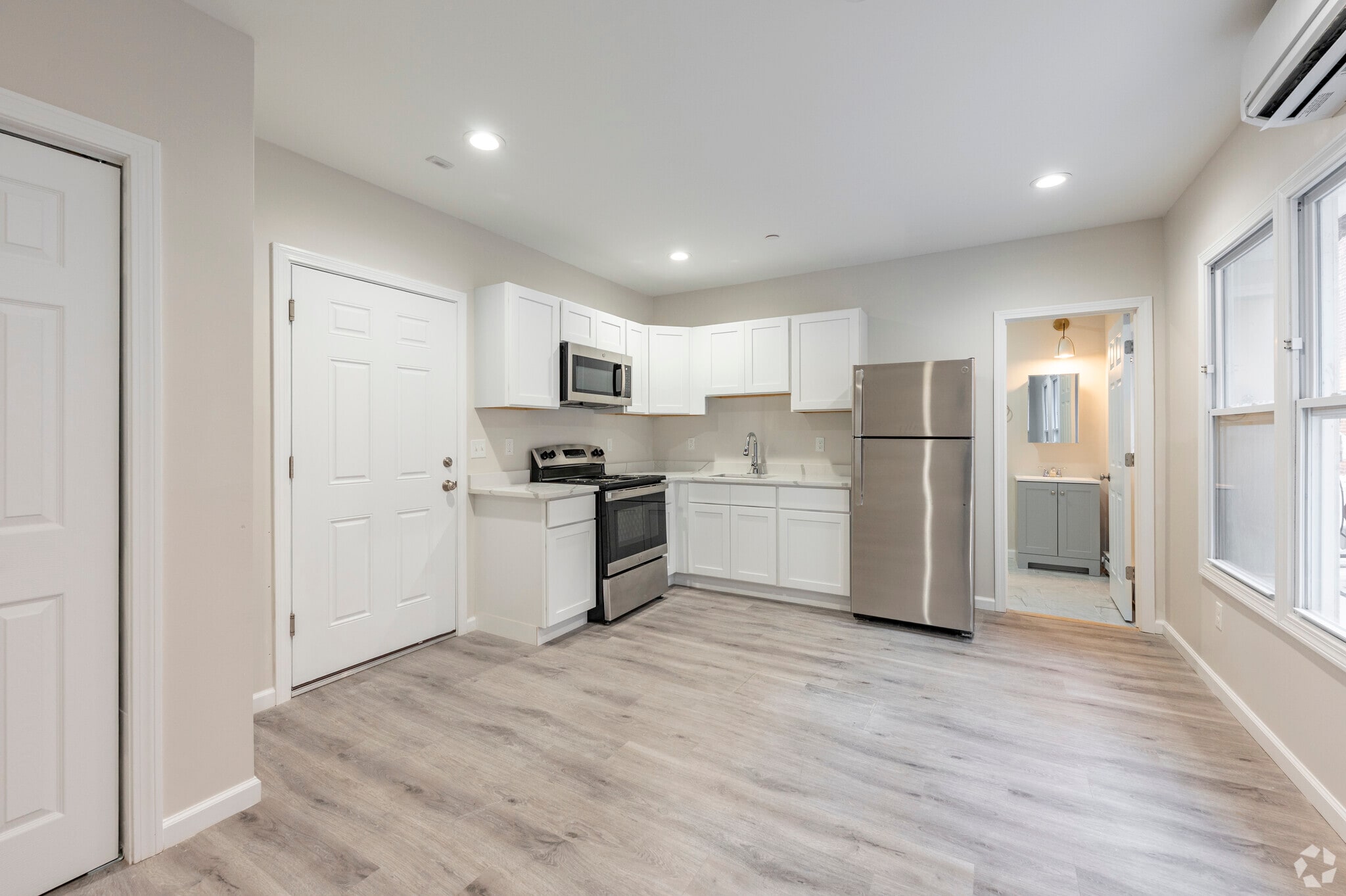 27-39 Main St - Unit 9 - Studio - Kitchen & Living Room - 23-39 Main St