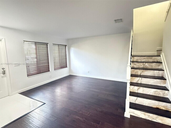 Building Photo - 1696 SW 109th Terrace