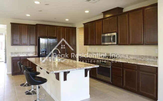 Building Photo - Wonderful Elk Grove 4bd/3ba Home with 2 Car Garage & Loft Area