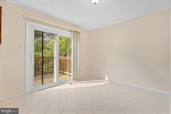 Building Photo - 11740 Stonegate Ln
