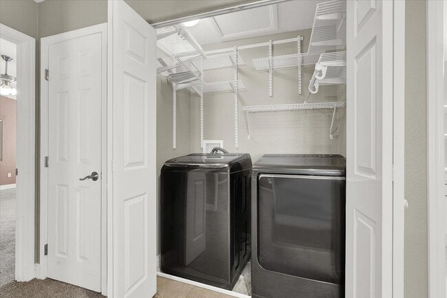 Building Photo - 6848 Baby Jade Ct