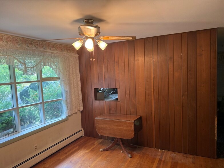 Dining Room - 8244 Lake Street Ext