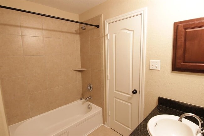 Building Photo - 17007 Rye Harbor Ct