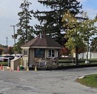 Building Photo - 44 Nassau Colony