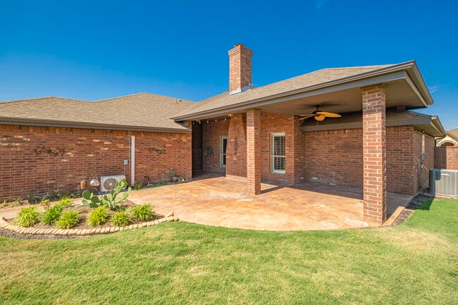 Building Photo - 2903 Savoy Pl