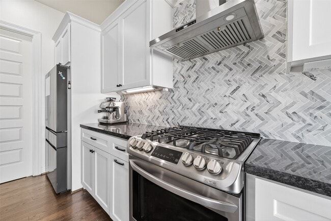 Building Photo - 1303 Upland Retreat Dr