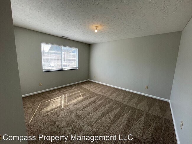 Building Photo - 3 br, 2.5 bath House - 668 Mountain Pine Dr