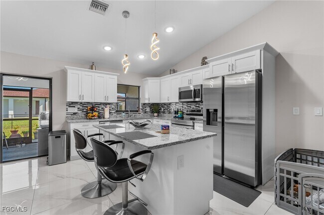 Building Photo - 4524 20th St SW