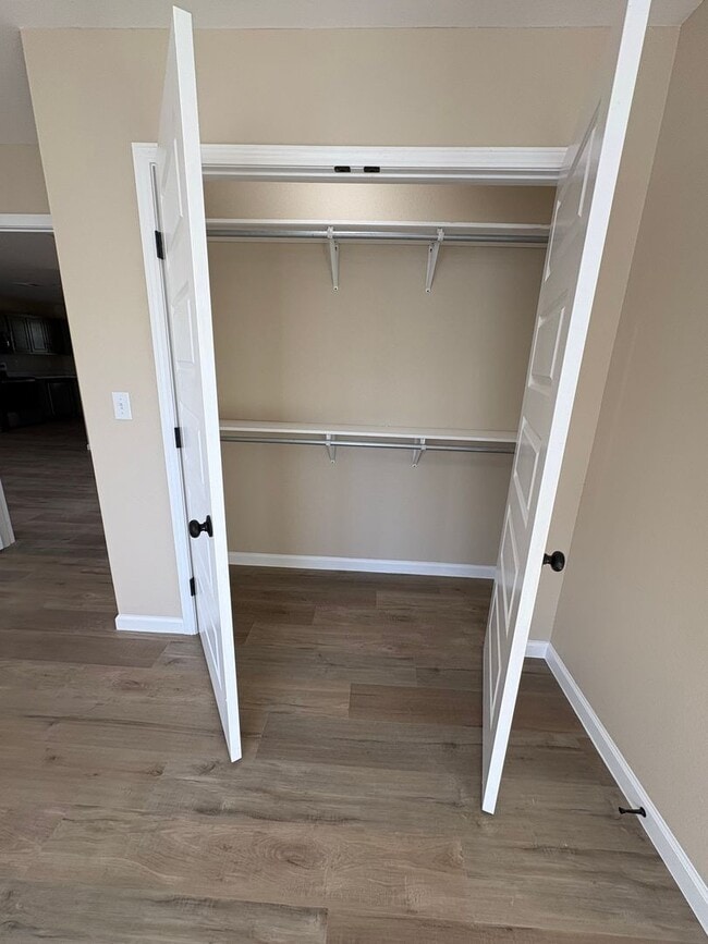 Building Photo - 1806 Teston Ln