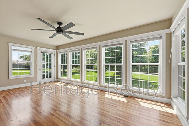 Building Photo - 2707 Lady Bug Ln