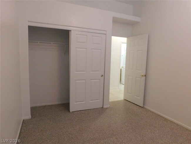 Building Photo - 1108 Coral Rainbow Ave