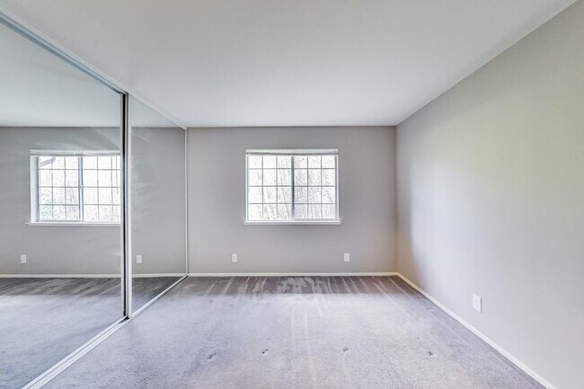 Building Photo - 1805 Sausal St