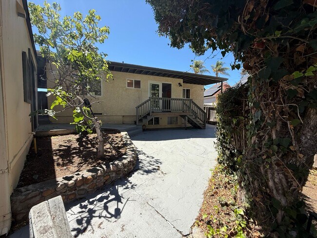 Building Photo - 4727 Redland Dr