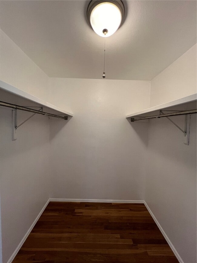 Building Photo - 2510 Woodsage Dr