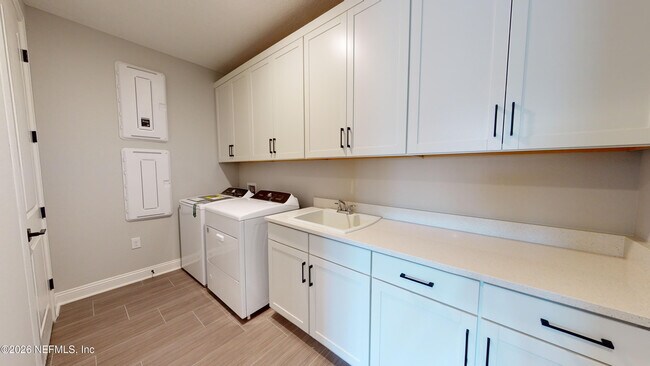 Building Photo - 90 Oak Knoll Ct