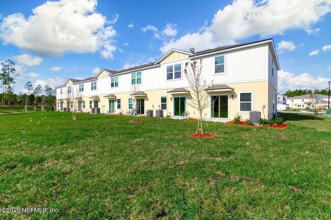 Building Photo - 21 Temple Dr