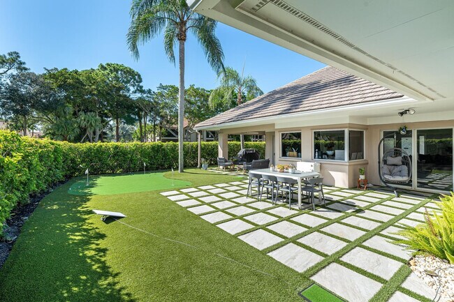 Building Photo - 154 Coventry Pl