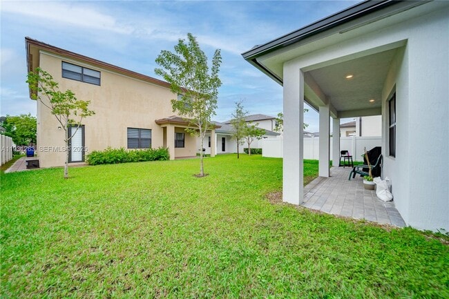 Building Photo - 4416 SW 174th Ave