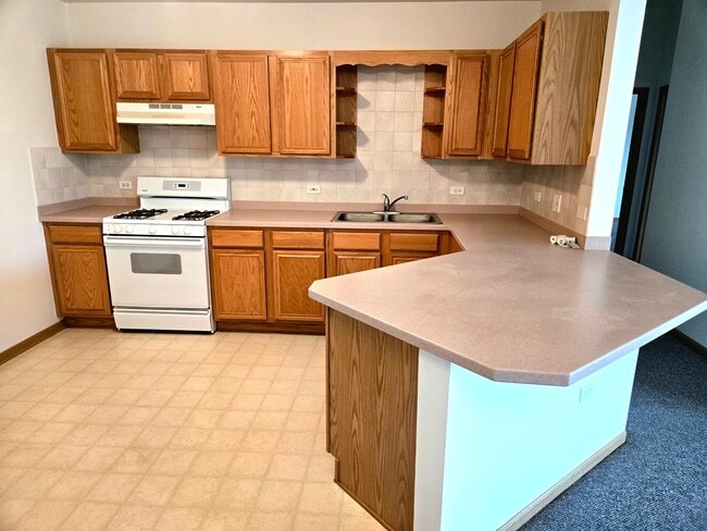 Building Photo - 100 W Roosevelt Ave