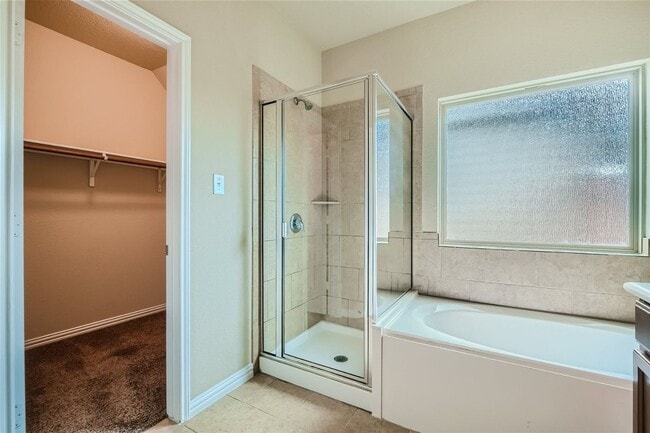 Building Photo - Comfortable & Functional One-Story Living with Bright Open Layout and Spacious Bedrooms