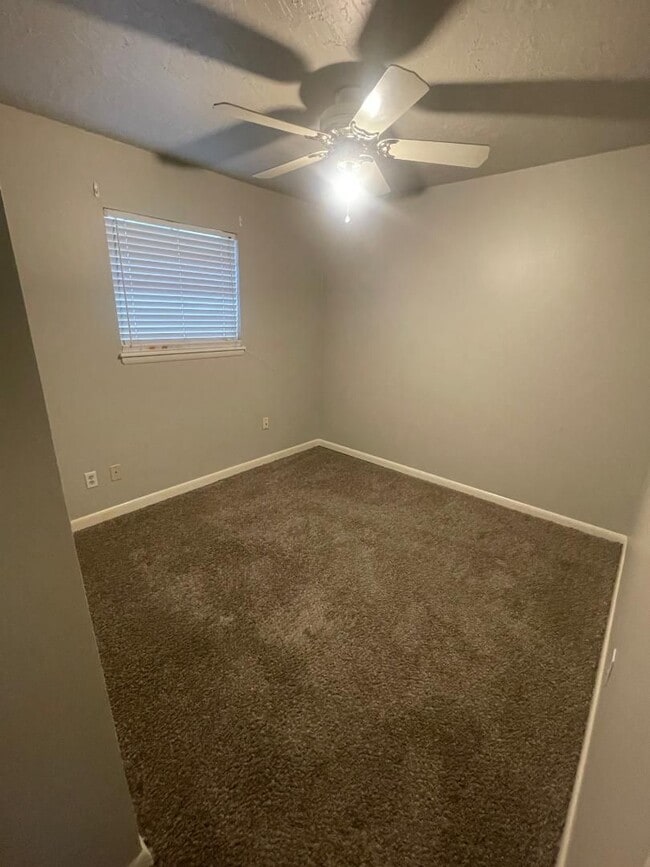 Building Photo - NORMAN HOME AVAILABLE FOR LEASE