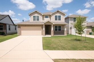 Building Photo - 125 Big Sandy Creek Dr