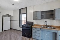 Building Photo - 319-25 N Salina St