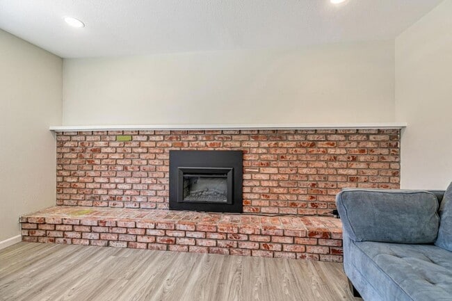 Building Photo - 2739 St Giles Ln