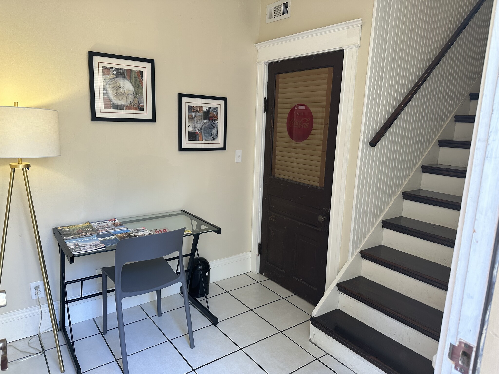 Building Photo - 3 W Hollister St