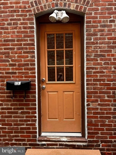 Building Photo - 574 Haddon Ave