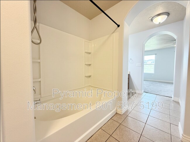 Building Photo - 1688 W 3180 N