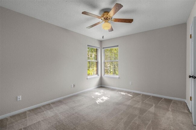 Building Photo - 10204 Prism Dr