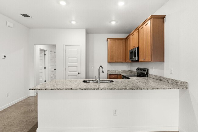 Building Photo - 912 Cherry Laurel Ln
