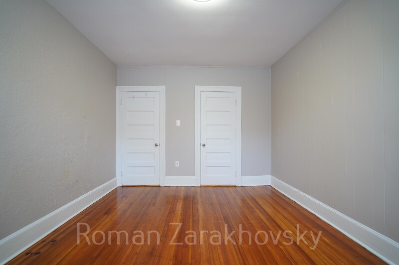 Building Photo - 8 Ashford Ct