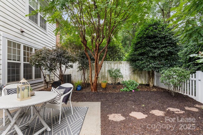 Building Photo - 4442 Coventry Row Ct