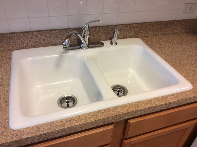 Building Photo - 5950 Oakwood Dr