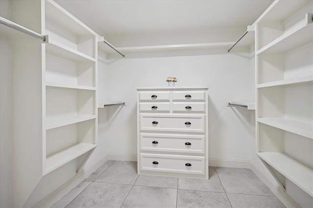 Building Photo - 6935 Helsem Way