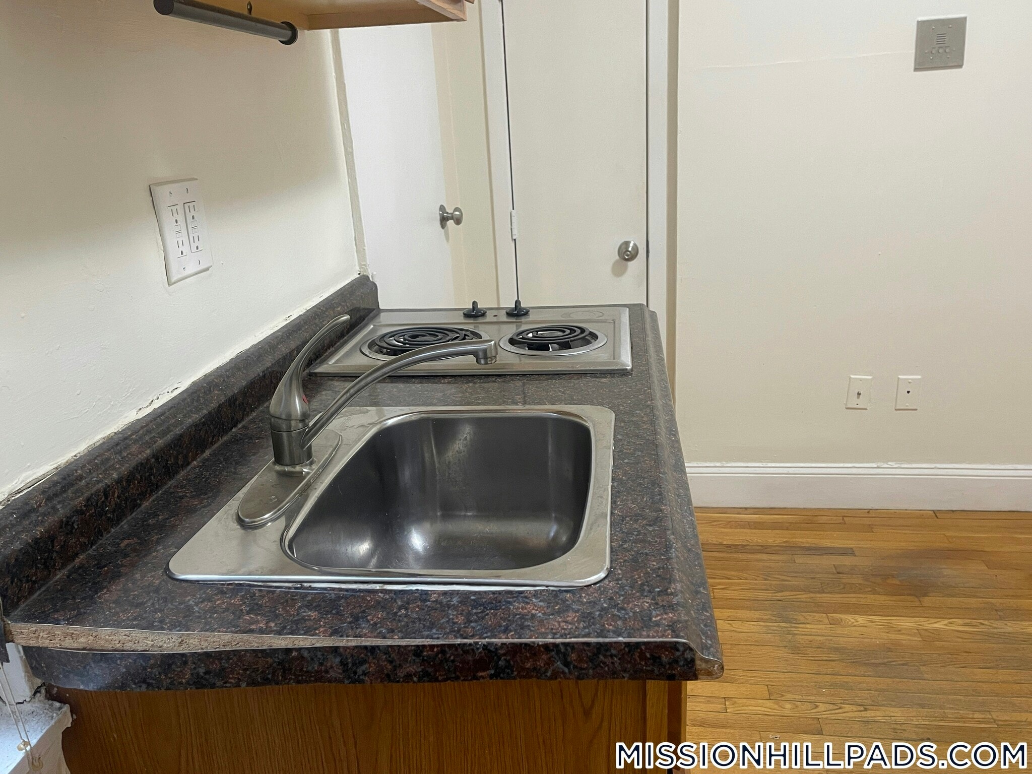 Building Photo - 51 S Huntington Ave