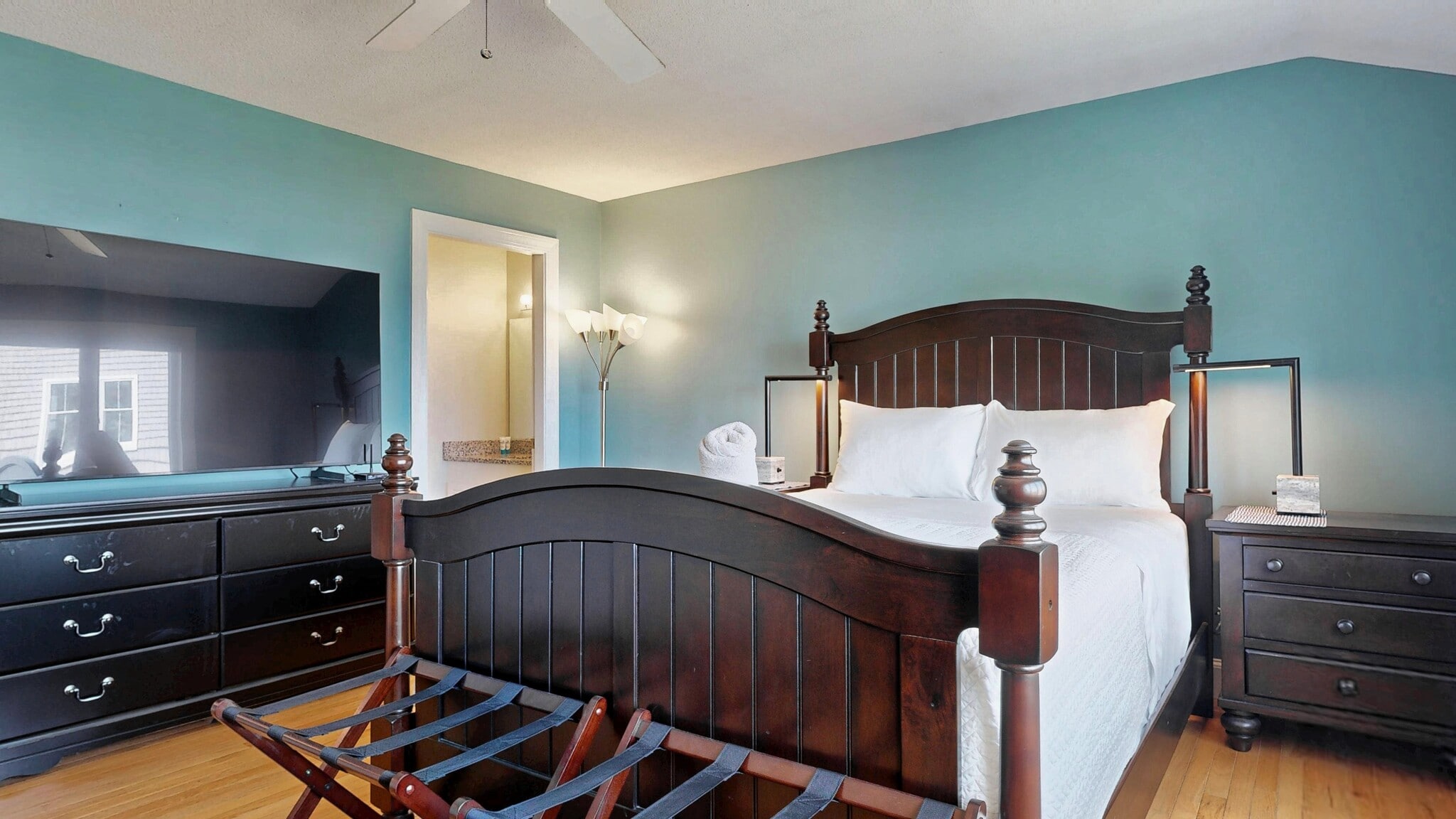 Building Photo - 311 Seaside Ave